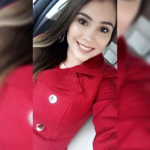 Meet your Posher, Lorianna